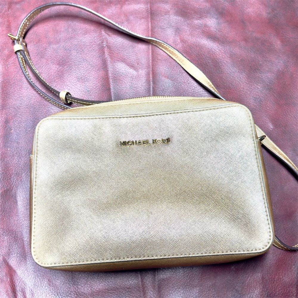 Michael Kors Women's Gold Leather Jet Set Crossbody Bag